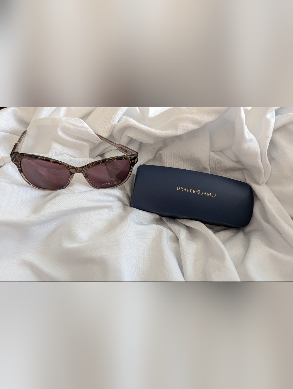 Draper James Tortoiseshell Frame Sunglasses with Rose-Brown Lenses